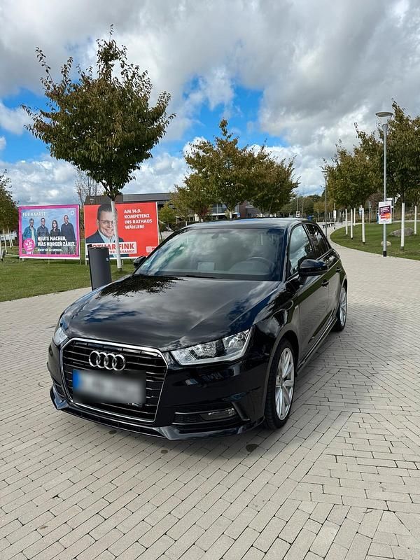 Schwarz Gebraucht 2016 Audi A1 S-Line Limousine | 10.450 € (Fairer Preis) - Bild 1/4
