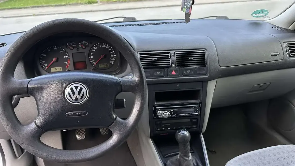 Gebraucht VW Golf IV Comfortline 116 PS (85 kW) 2000 Limousine