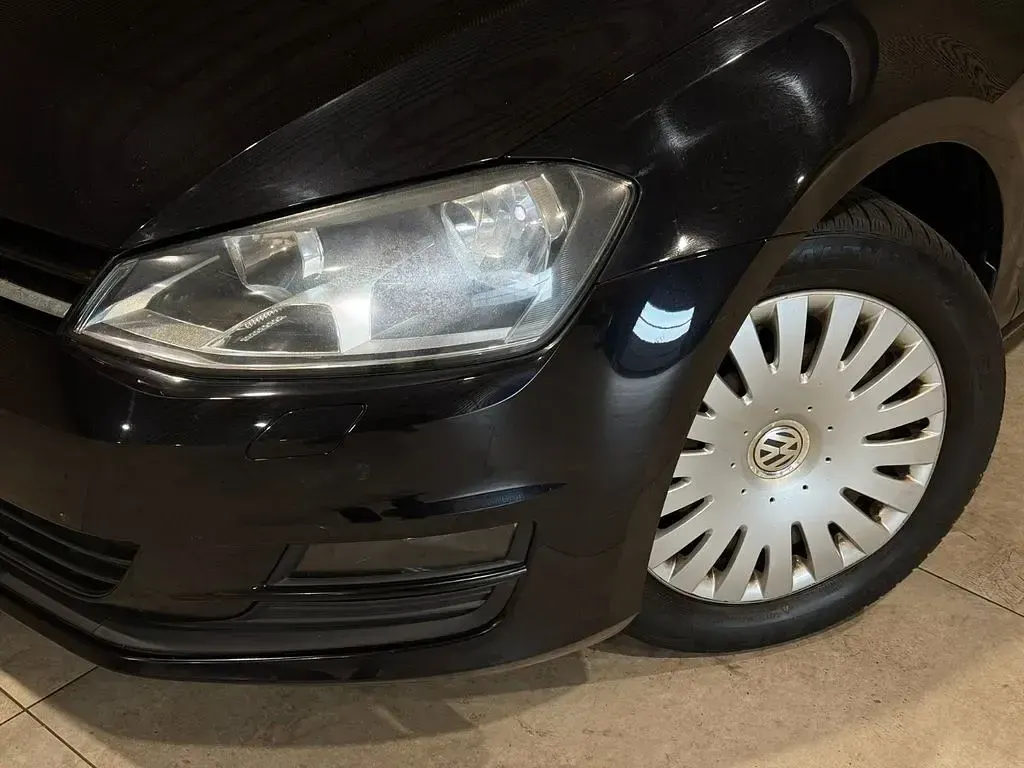 Gebraucht VW Golf VII 105 PS (77 kW) 2014 Schwarz Limousine