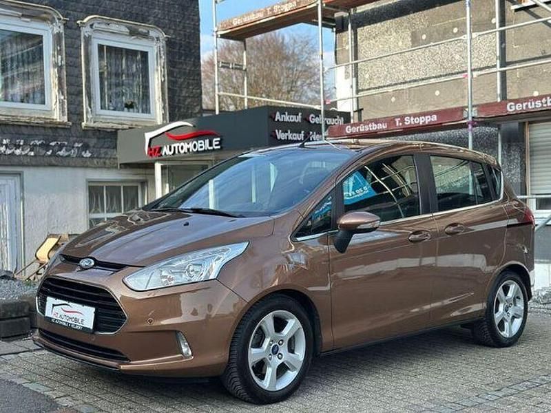Gebraucht Ford B-MAX Titanium 125 PS (91 kW) 2014 Braun Van / Kleinbus