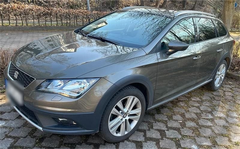 Gebraucht Seat Leon X-Perience 184 PS (135 kW) 2016 Braun Kombi
