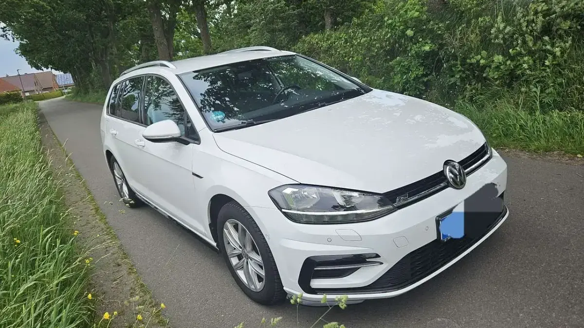 Gebraucht VW Golf VII Comfortline 150 PS (110 kW) 2020 Weiß Kombi