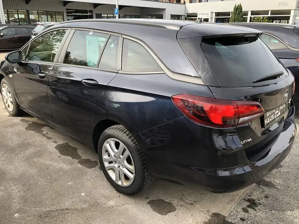 Gebraucht Opel Astra 110 PS (80 kW) 2018 Schwarz Kombi
