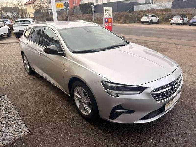 Gebraucht Opel Insignia Elegance 174 PS (127 kW) 2021 Argon silber/ice silver (m2) Kombi