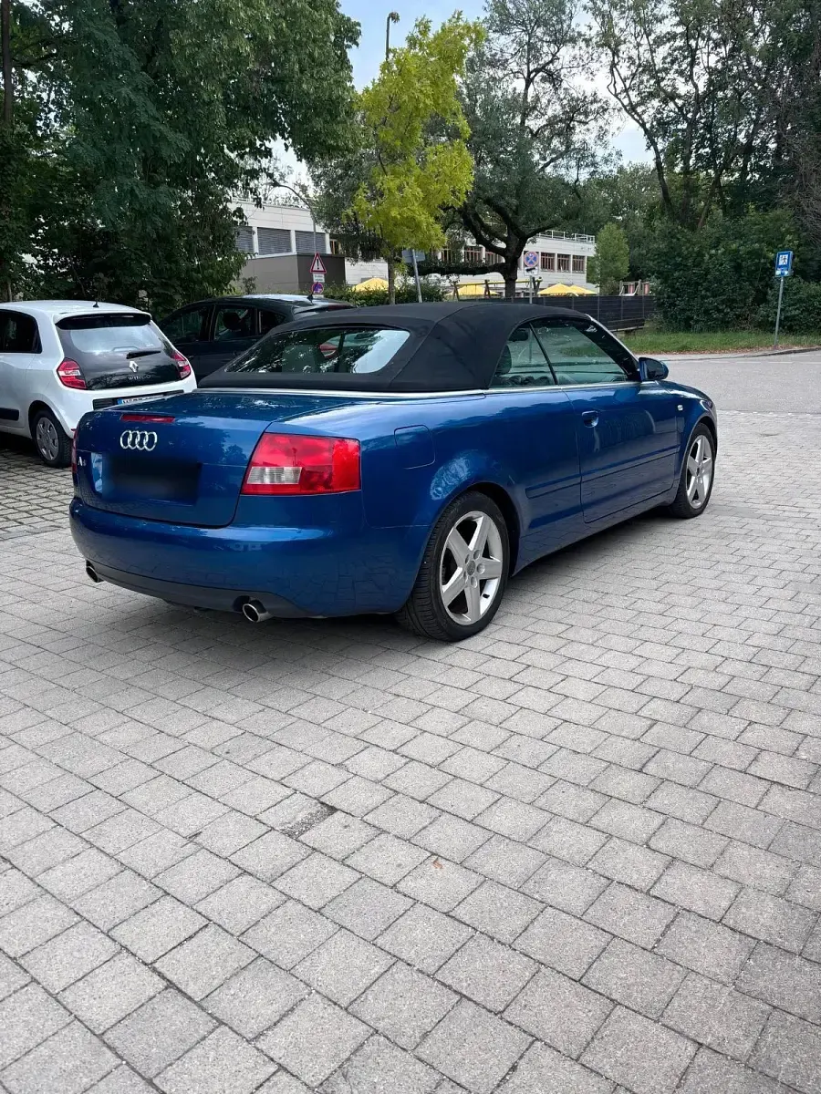 Gebraucht Audi A4 Cabriolet 170 PS (125 kW) 2002 Blau Cabrio