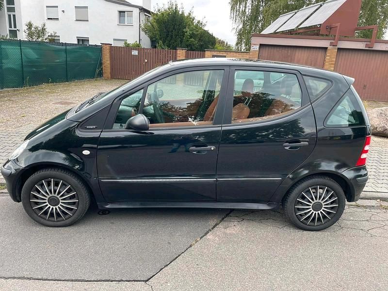 Gebraucht Mercedes A140 Elegance 90 PS (66 kW) 2002 Schwarz Kombi