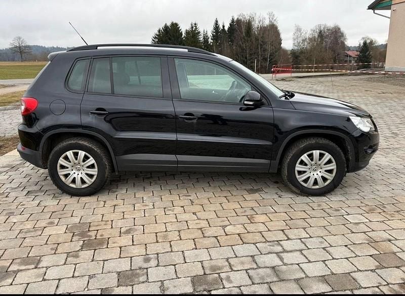 Gebraucht VW Tiguan 140 PS (102 kW) 2008 Schwarz SUV
