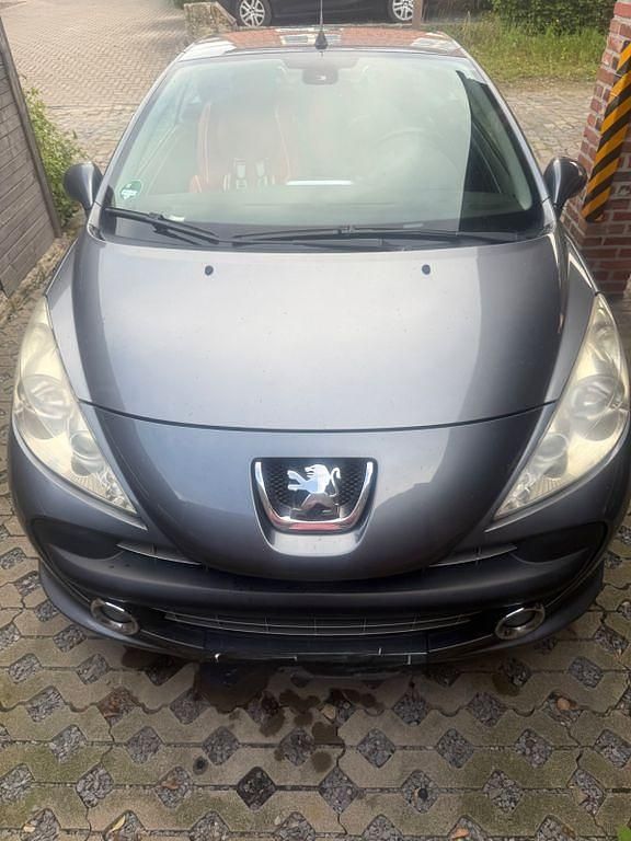 Grau Gebraucht 2007 Peugeot 207 CC Cabrio | 2.900 € (Guter Preis) - Bild 1/4