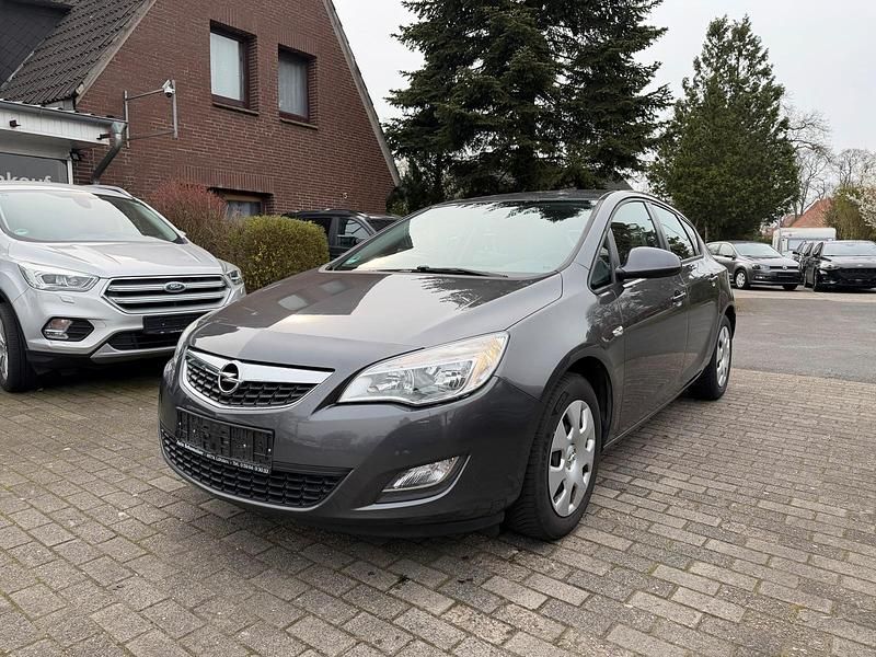 Gebraucht Opel Astra 116 PS (85 kW) 2010 Grau Kleinwagen