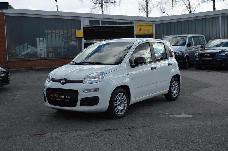 Weiß Gebraucht 2020 Fiat Panda Urban Kleinwagen | 9.800 € (Fairer Preis) - Bild 1/4