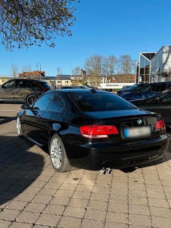 Używany BMW 330 Performance 245 KM (180 kW) 2009 Czarny Coupe