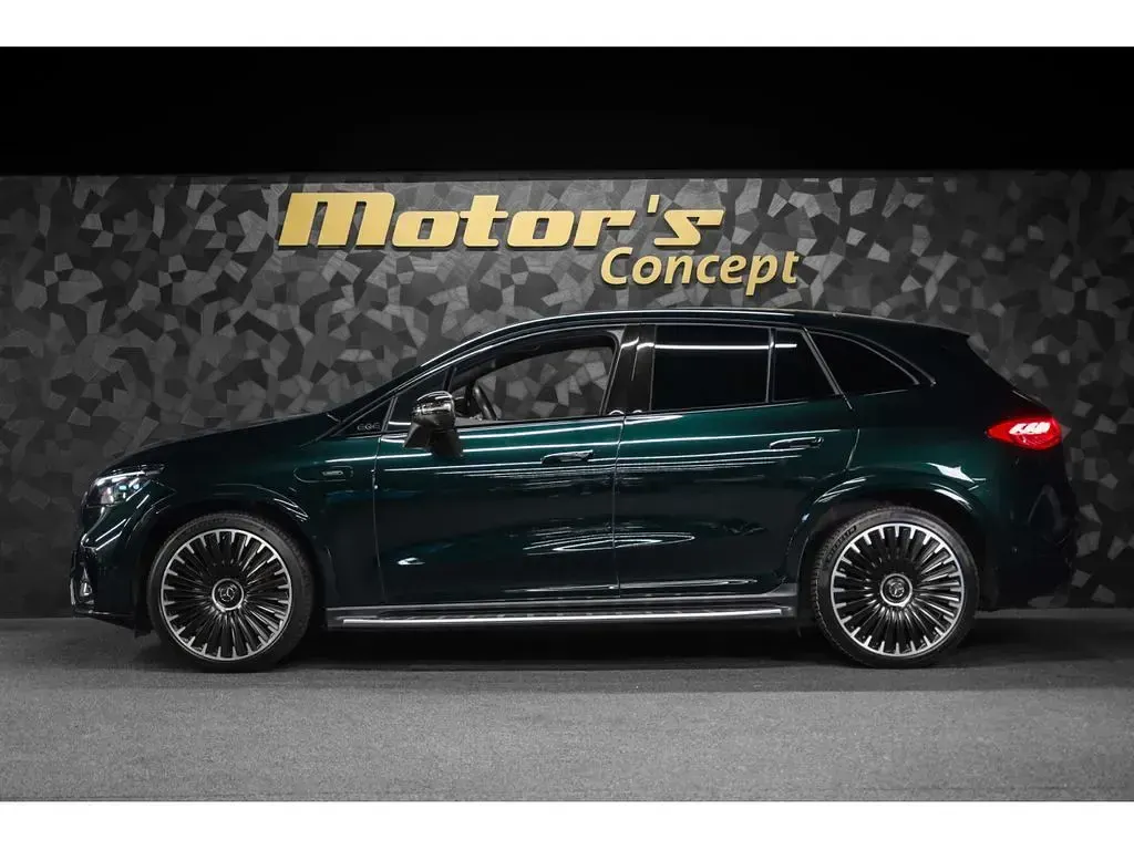 Gebraucht Mercedes EQE AMG 43 AMG 350 kW (476 PS) 2024 Grün SUV