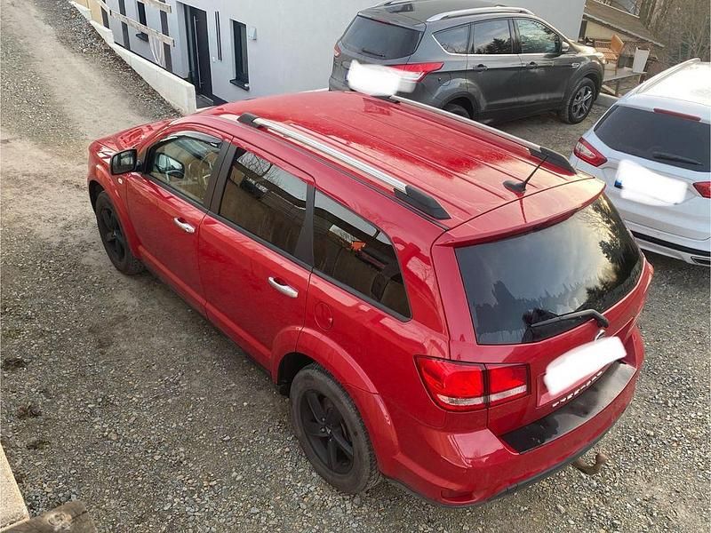 Gebraucht Fiat Freemont 170 PS (125 kW) 2014 Rot SUV