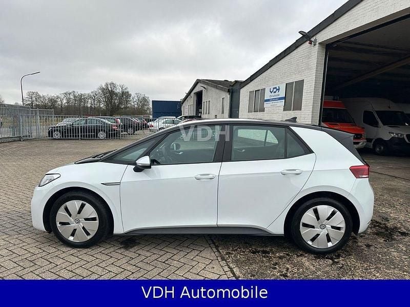 Gebraucht VW ID.3 Pure 110 kW (150 PS) 2021 Weiß Kleinwagen