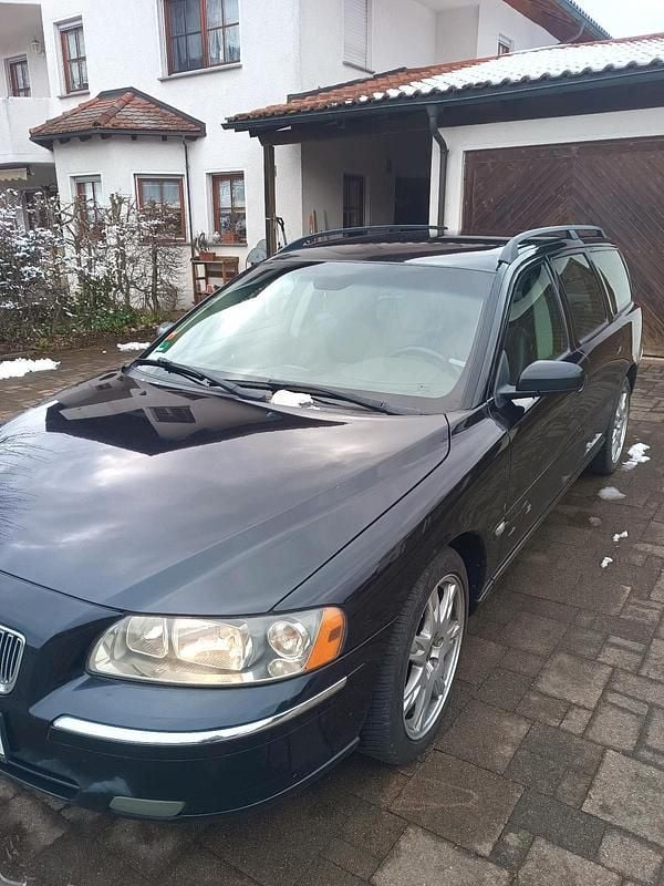 Gebraucht Volvo V70 Summum 163 PS (119 kW) 2005 Schwarz Kombi
