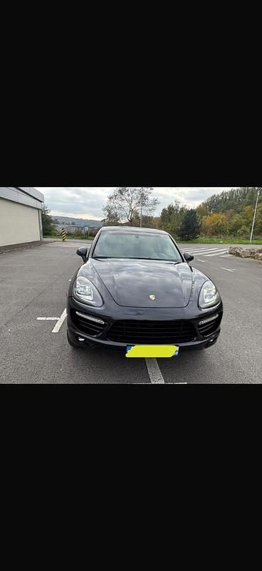 Second-hand Porsche Cayenne 400 CP (294 kW) 2012 Negru SUV