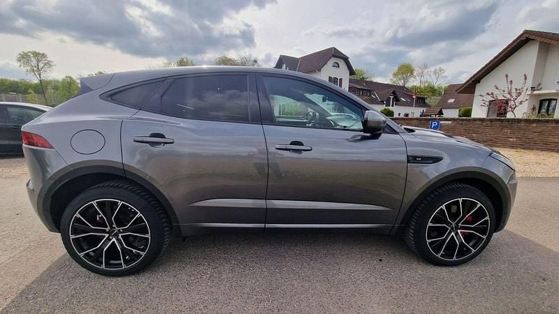 Używany Jaguar E-Pace R-Dynamic 249 KM (183 kW) 2020 Szary SUV