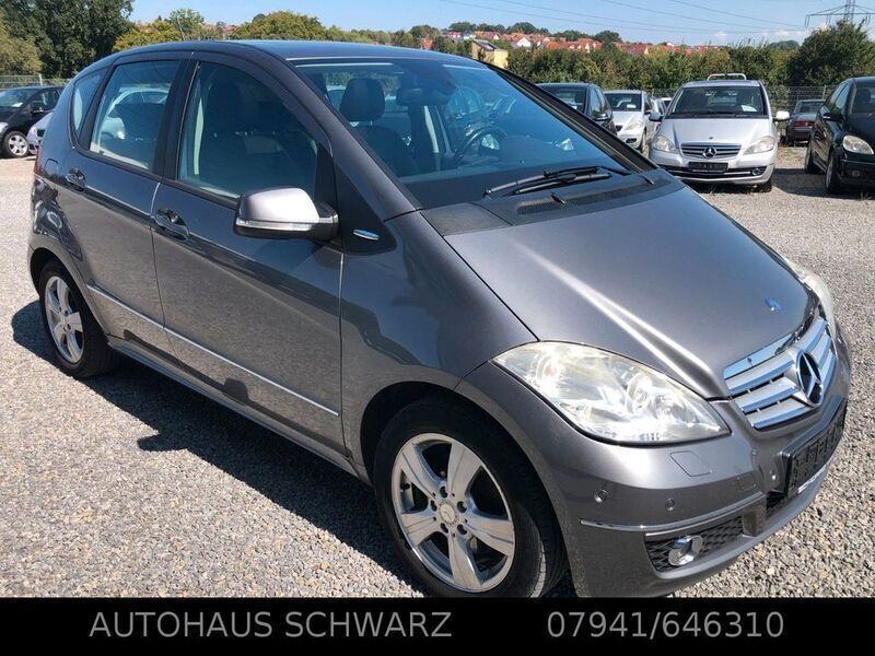 Gebraucht Mercedes A200 Avantgarde 140 PS (102 kW) 2009 Grau Limousine