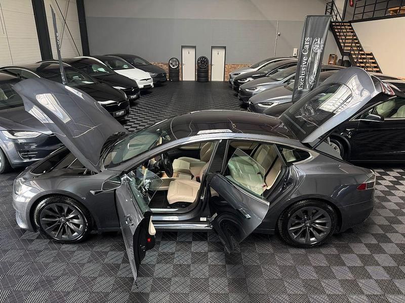 Gebraucht Tesla Model S Long Range AWD 386 kW (525 PS) 2019 Grau Kleinwagen