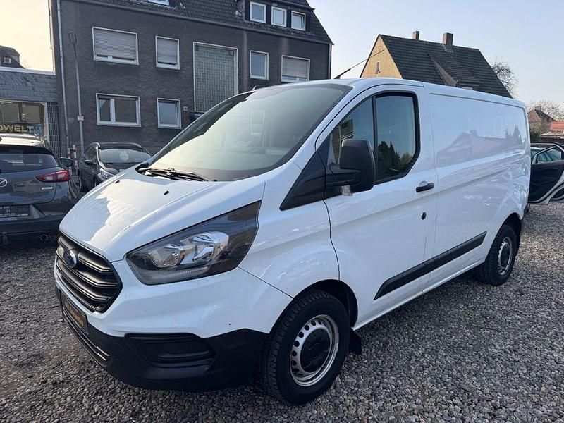 Gebraucht Ford Transit Custom 105 PS (77 kW) 2022 Weiß Van / Kleinbus