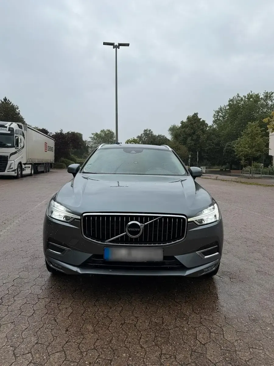 Gebraucht Volvo XC60 224 PS (164 kW) 2020 Grau SUV