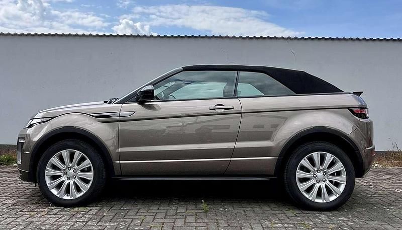 Braun Gebraucht 2017 Land Rover Range Rover evoque SE Dynamic Cabrio | 32.900 € (Teuer) - Bild 1/4