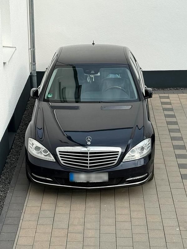 Usata Mercedes S350 258 CV (189 kW) 2011 Blu Berlina