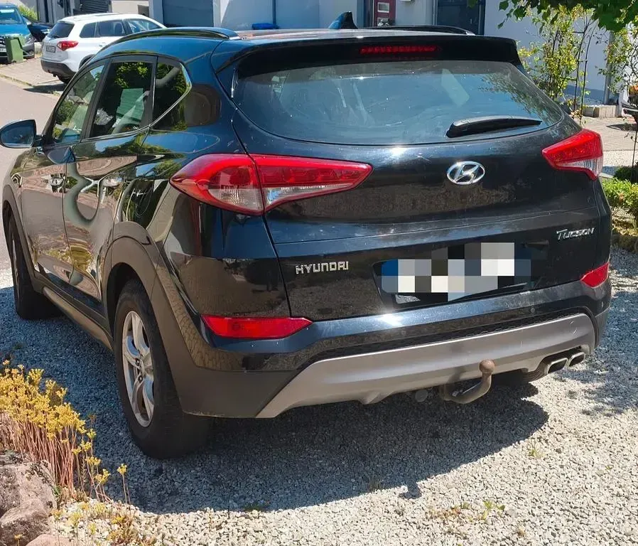 Gebraucht Hyundai Tucson 136 PS (100 kW) 2016 Schwarz SUV
