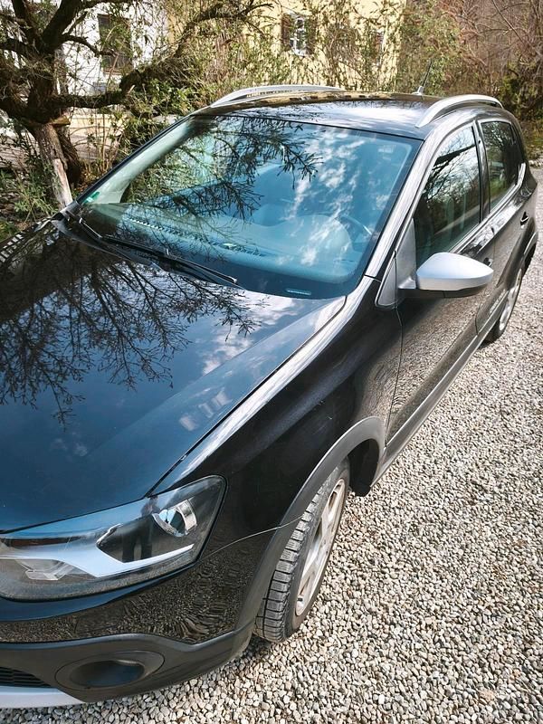 Gebraucht VW Polo Cross 105 PS (77 kW) 2011 Schwarz Kleinwagen