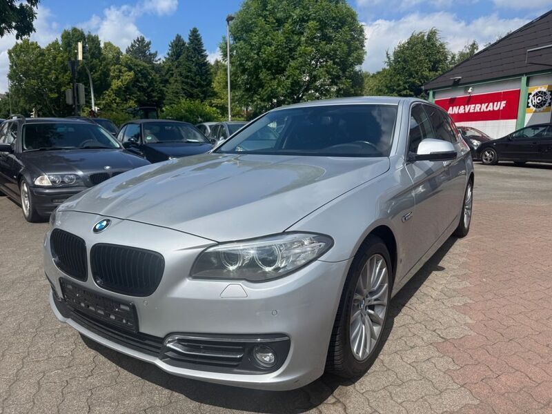 Silber Gebraucht 2017 BMW 530 Luxury Line Kombi | 15.899 € (Superpreis) - Bild 1/4