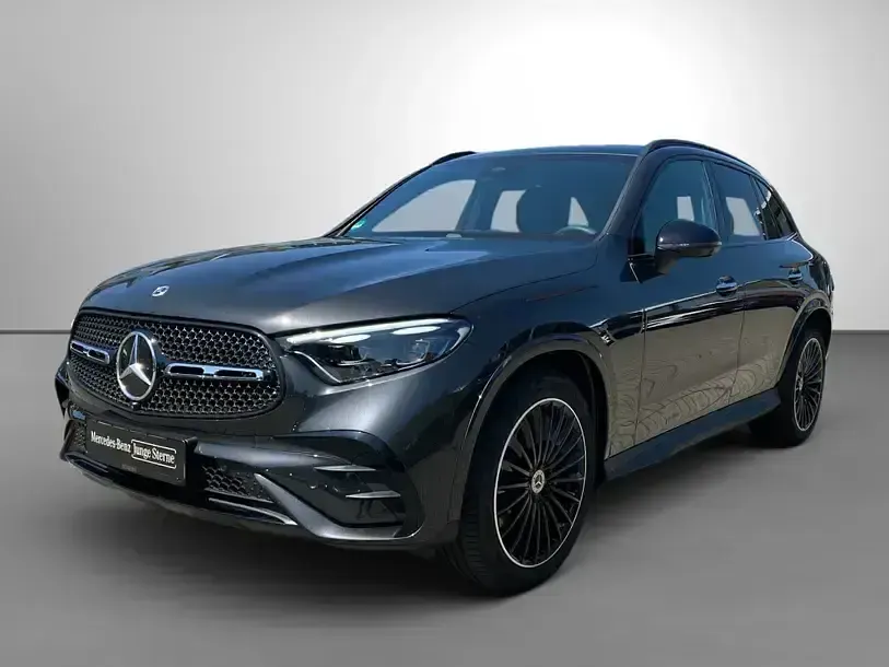 Gebraucht Mercedes GLC300 Premium 258 PS (189 kW) 2025 Grau SUV