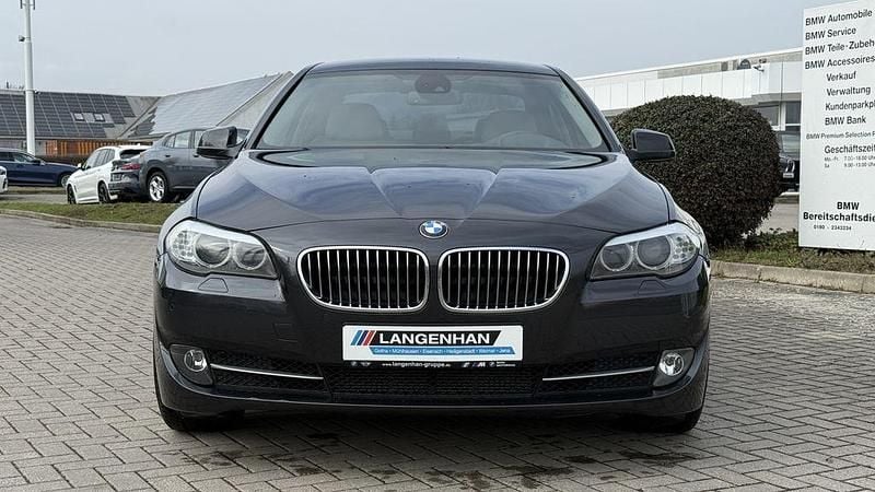 Gebraucht BMW 530 Efficient Dynamics 258 PS (189 kW) 2012 Grau Limousine