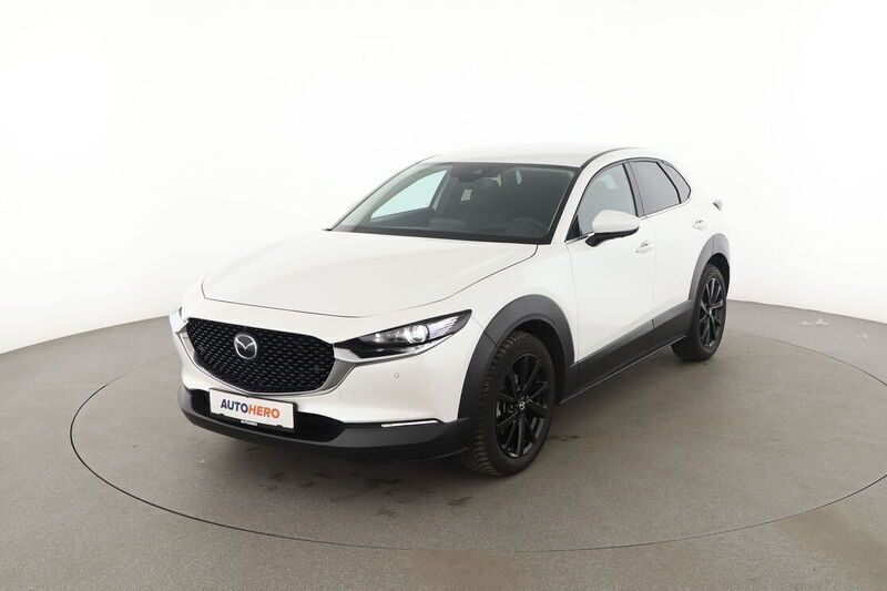 Weiß Gebraucht 2022 Mazda CX-30 Selection SUV | 25.730 € (Teuer) - Bild 1/4