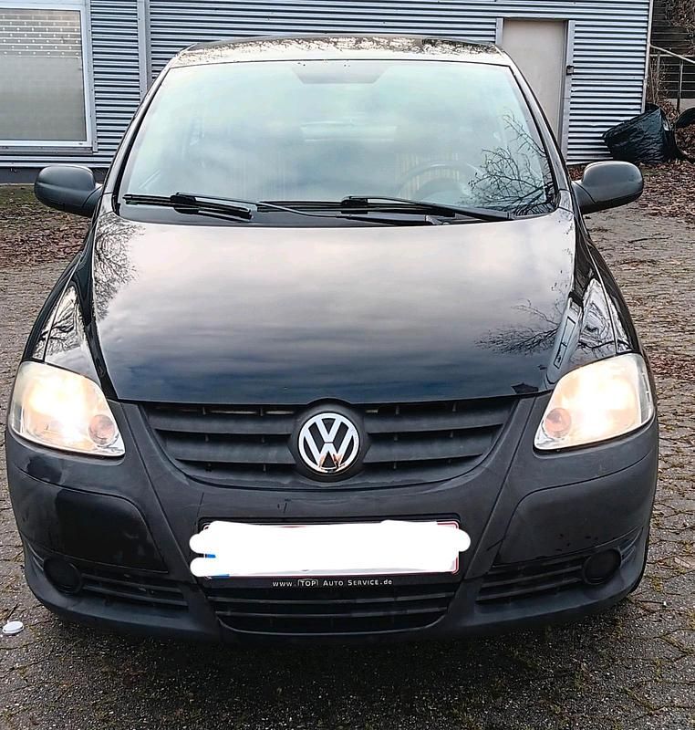 Second-hand VW Fox 66 CP (48 kW) 2006 Negru Hatchback