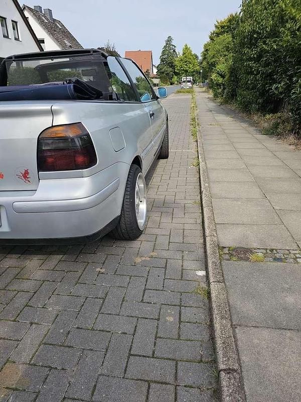 Gebraucht 1998 VW Golf Cabriolet Trendline Cabrio | 1.799 € (Guter Preis) - Bild 1/4