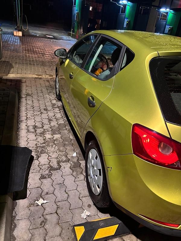 Gebraucht Seat Ibiza 85 PS (62 kW) 2009 Gelb Kleinwagen