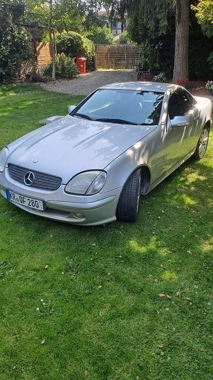 Gebraucht Mercedes SLK200 163 PS (119 kW) 2003 Silber Cabrio