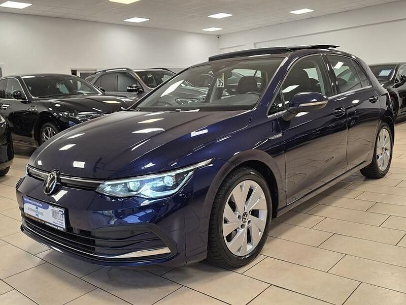 Gebraucht VW Golf VII Style 150 PS (110 kW) 2020 Blau Limousine
