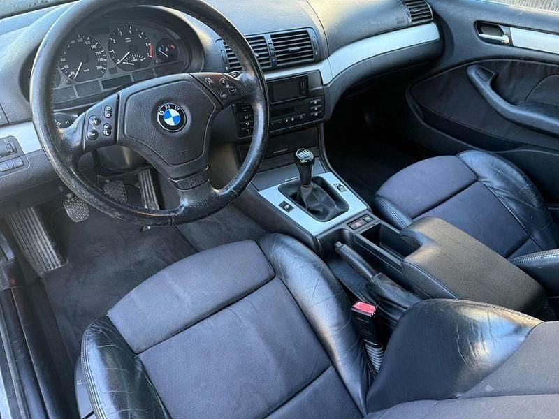 Gebraucht BMW 320 Sport Line 150 PS (110 kW) 1998 Blau Limousine