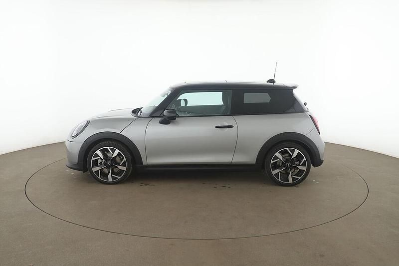 Gebraucht Mini Cooper S Favoured 204 PS (150 kW) 2024 Grau Kleinwagen