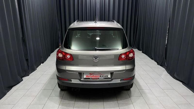 Gebraucht VW Tiguan 170 PS (125 kW) 2011 Grau SUV