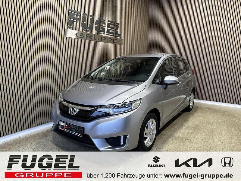 Lunar silver m. Gebraucht 2017 Honda Jazz Comfort Kleinwagen | 15.995 € (Fairer Preis) - Bild 1/4