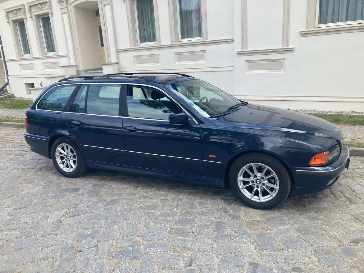 Gebraucht BMW 530 184 PS (135 kW) 2000 Kombi