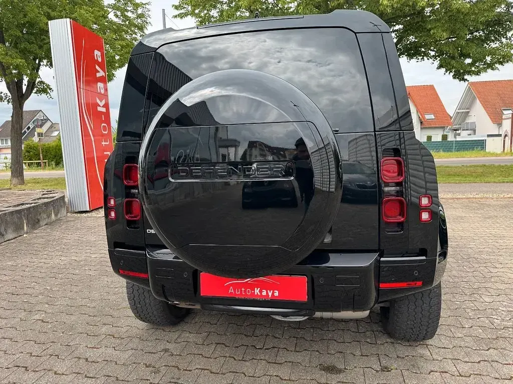 Gebraucht Land Rover Defender 249 PS (183 kW) 2023 Schwarz SUV