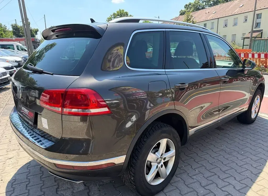 Gebraucht VW Touareg 262 PS (192 kW) 2016 Schwarz SUV