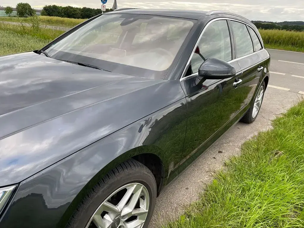 Gebraucht Audi A4 Design 170 PS (125 kW) 2018 Grau Kombi