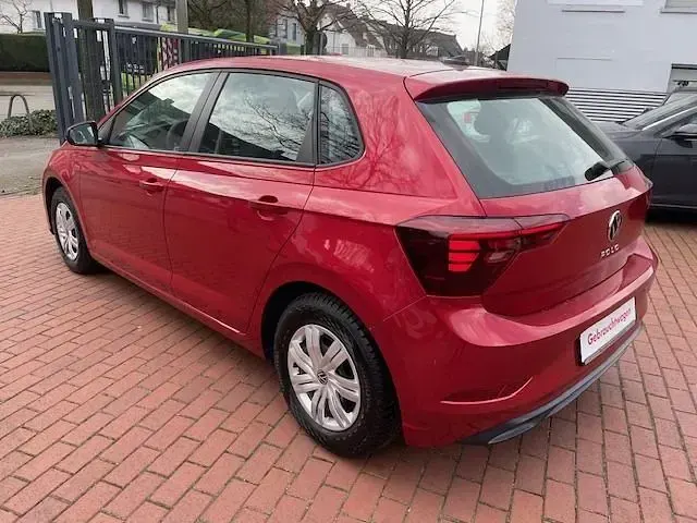 Gebraucht VW Polo Life 80 PS (58 kW) 2022 Rot Kleinwagen