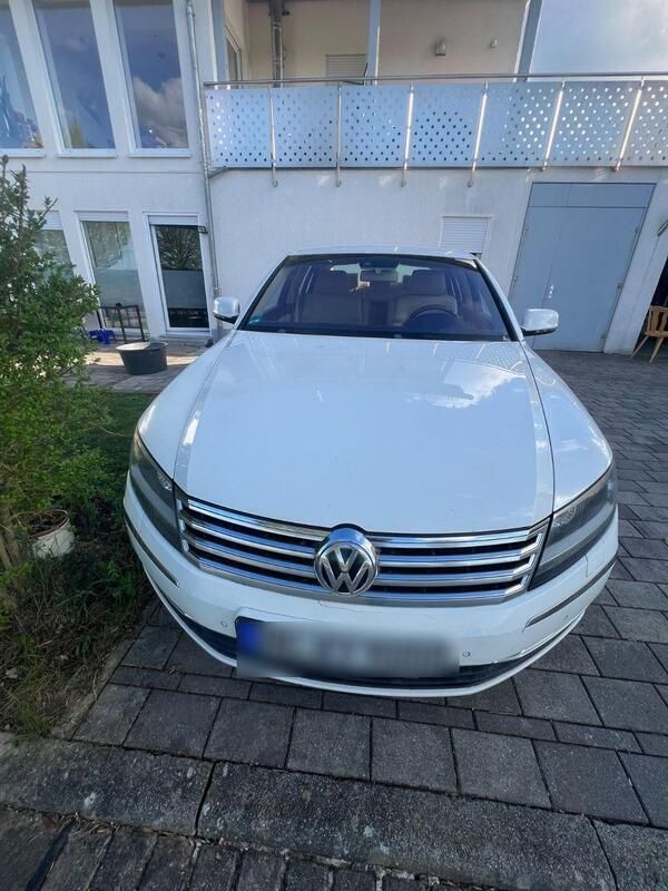 Weiß Gebraucht 2010 VW Phaeton Limousine | 6.700 € (Fairer Preis) - Bild 1/4