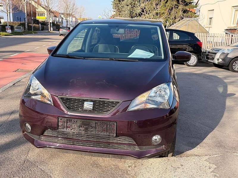 Gebraucht Seat Mii Chic 60 PS (44 kW) 2017 "violetto" Kleinwagen