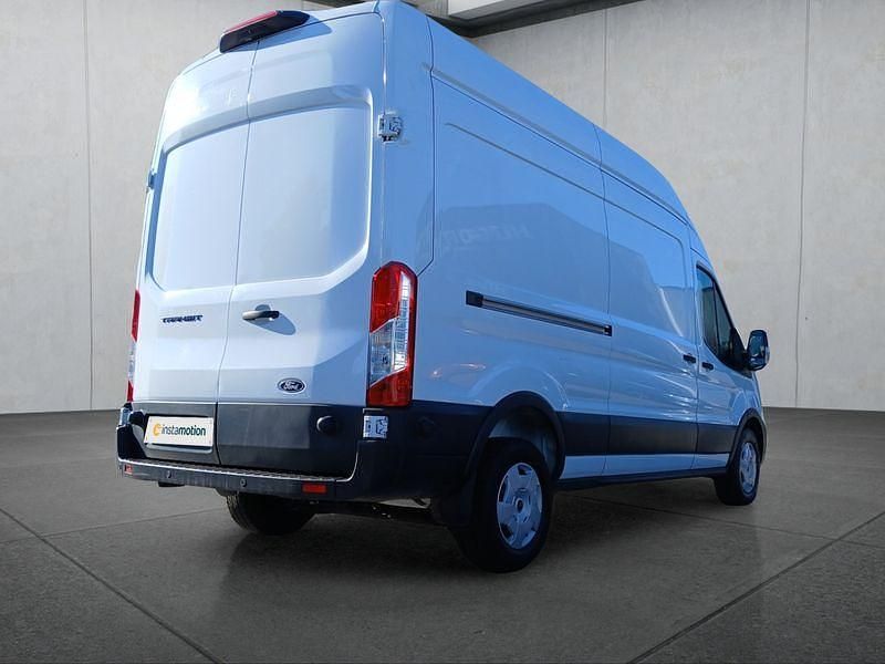 Gebraucht Ford Transit Trend 131 PS (96 kW) 2024 Weiß Limousine